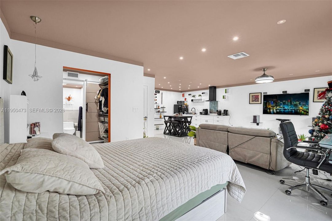 Activo con contrato: $267,000 (1 camas, 1 baños, 654 Pies cuadrados)