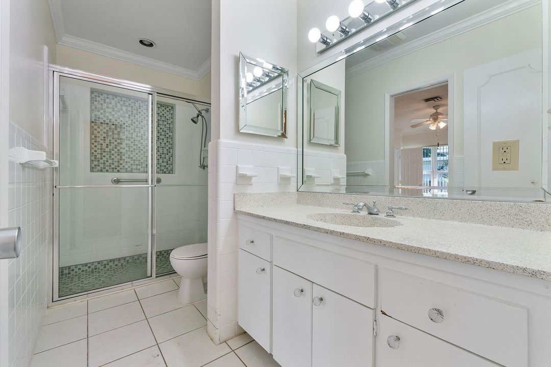 2md bathroom