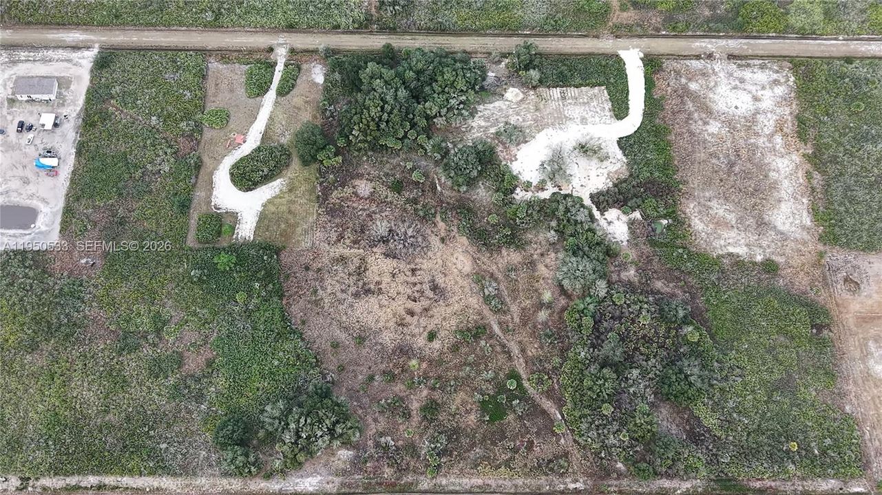 En Venta: $39,000 (1.25 acres)