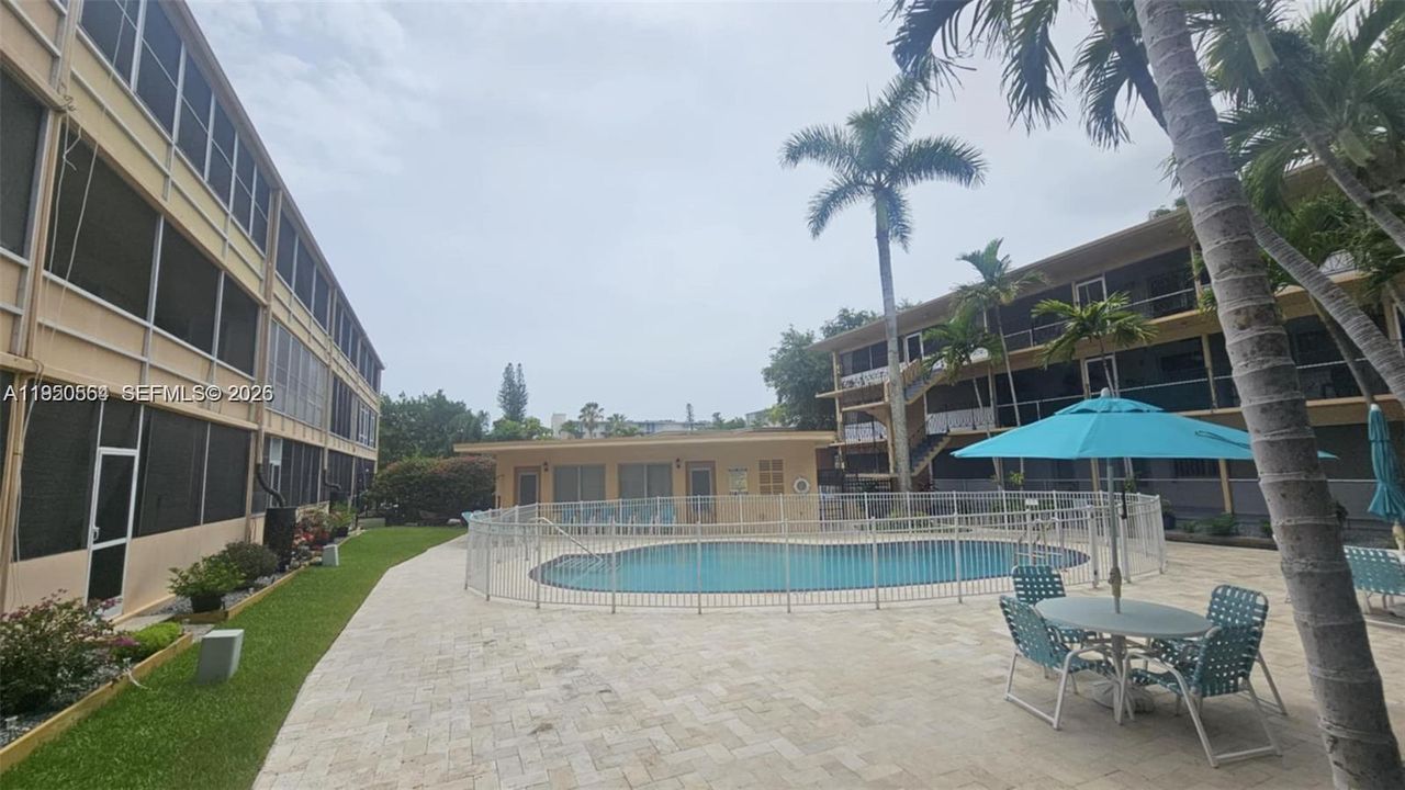 For Sale: $129,876 (1 beds, 1 baths, 668 Square Feet)