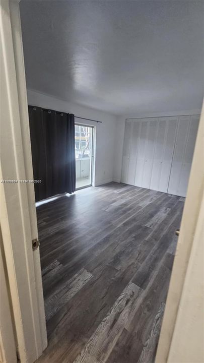 For Sale: $129,876 (1 beds, 1 baths, 668 Square Feet)