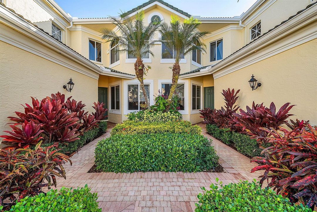 005-115PalmPointCircle-A-PalmBeachGarden