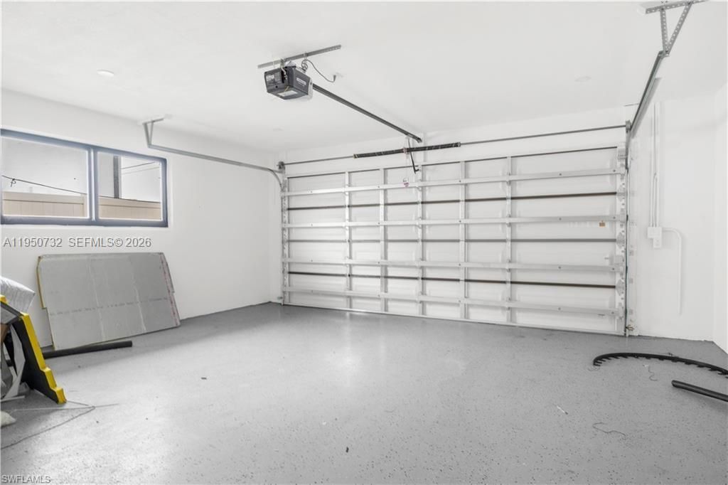 На продажу: $940,000 (3 спален, 2 ванн, 2009 Квадратных фут)