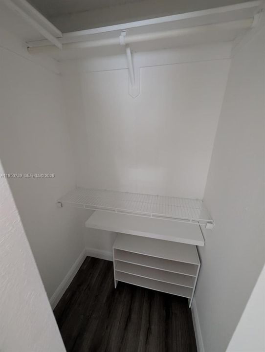 На продажу: $375,000 (2 спален, 2 ванн, 1009 Квадратных фут)