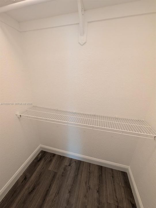На продажу: $375,000 (2 спален, 2 ванн, 1009 Квадратных фут)