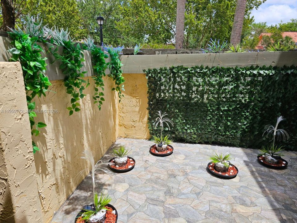На продажу: $339,000 (3 спален, 2 ванн, 1600 Квадратных фут)