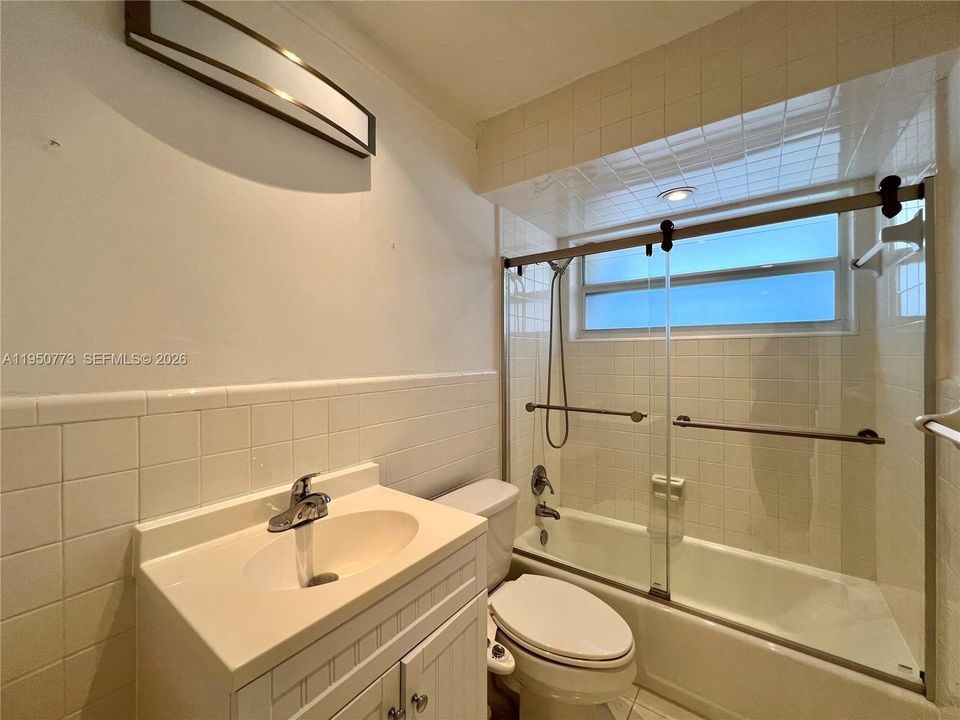 В аренду: $2,500 (1 спален, 1 ванн, 608 Квадратных фут)