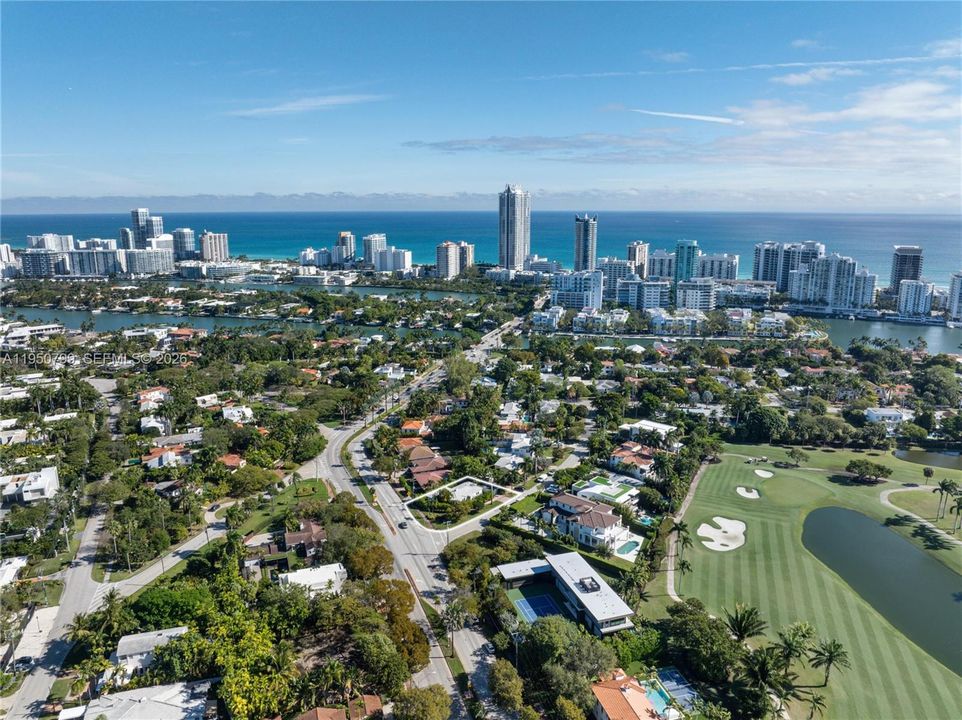 For Sale: $1,770,000 (3 beds, 2 baths, 2011 Square Feet)