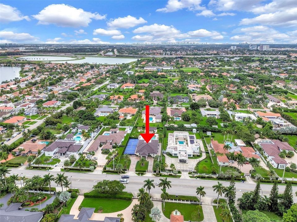 For Sale: $3,150,000 (5 beds, 4 baths, 3702 Square Feet)