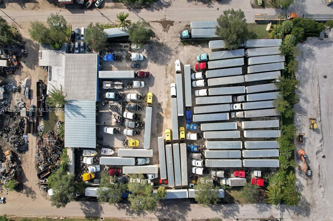 В аренду: $32,500 (0 спален, 0 ванн, 0 Квадратных фут)