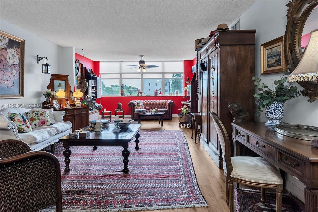 Activo con contrato: $262,500 (3 camas, 2 baños, 1470 Pies cuadrados)