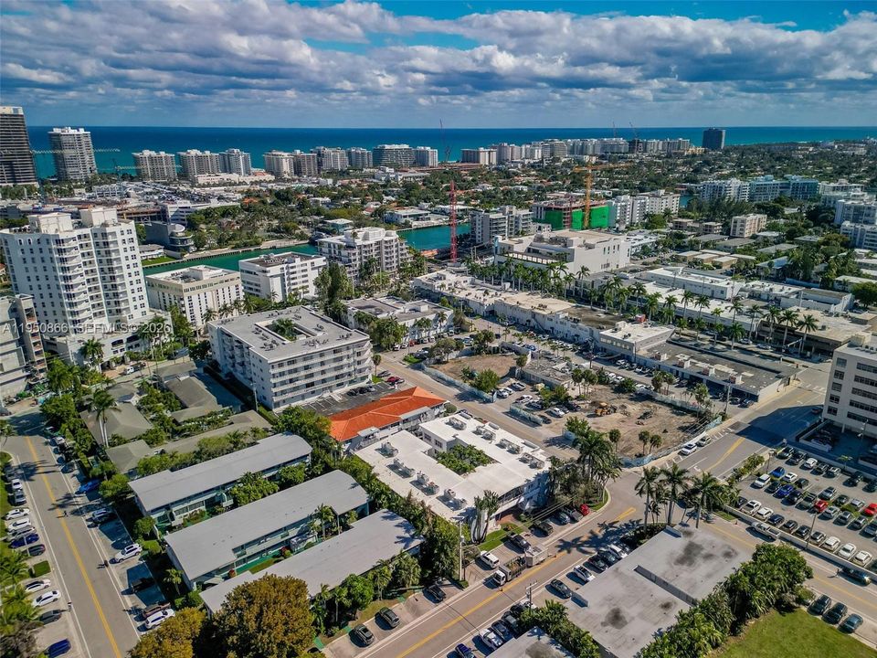 На продажу: $599,000 (3 спален, 2 ванн, 1298 Квадратных фут)