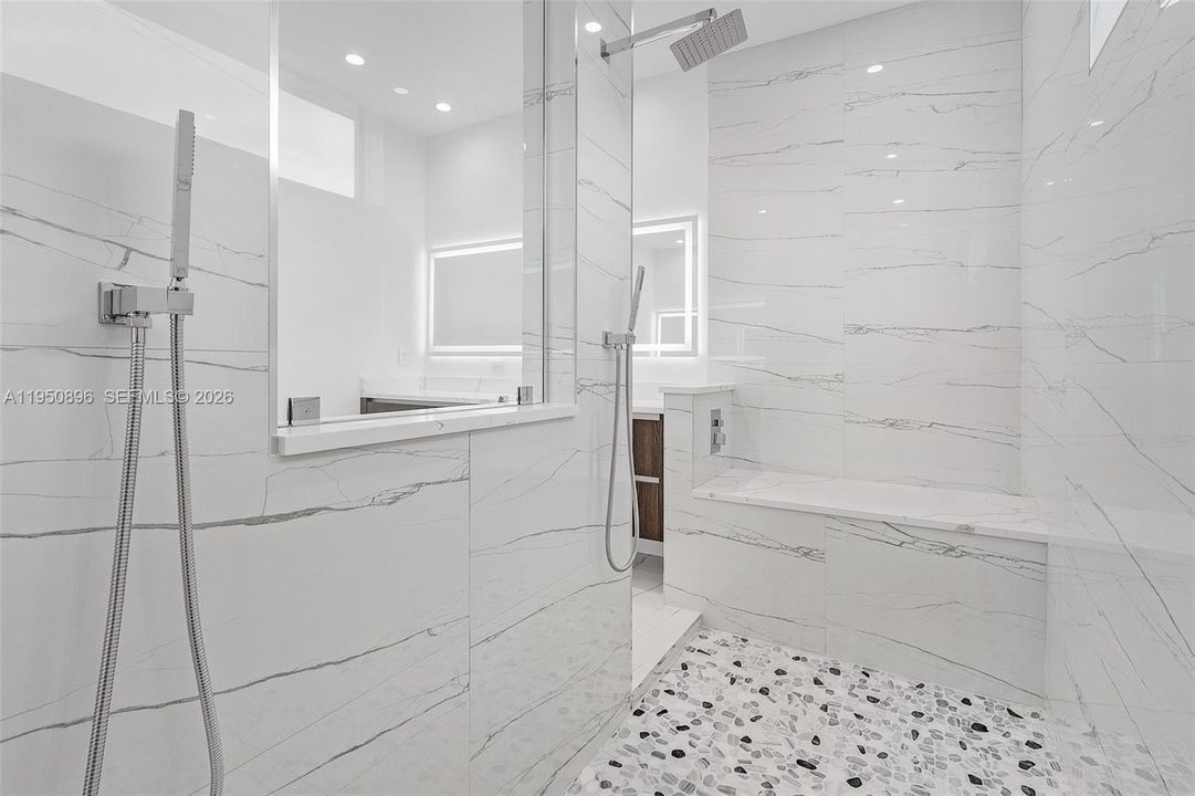 Recently Rented: $4,250 (4 beds, 3 baths, 0 Square Feet)