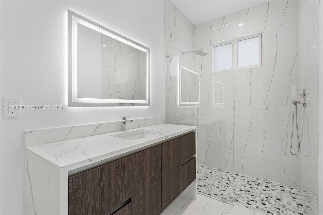 Recently Rented: $4,250 (4 beds, 3 baths, 0 Square Feet)