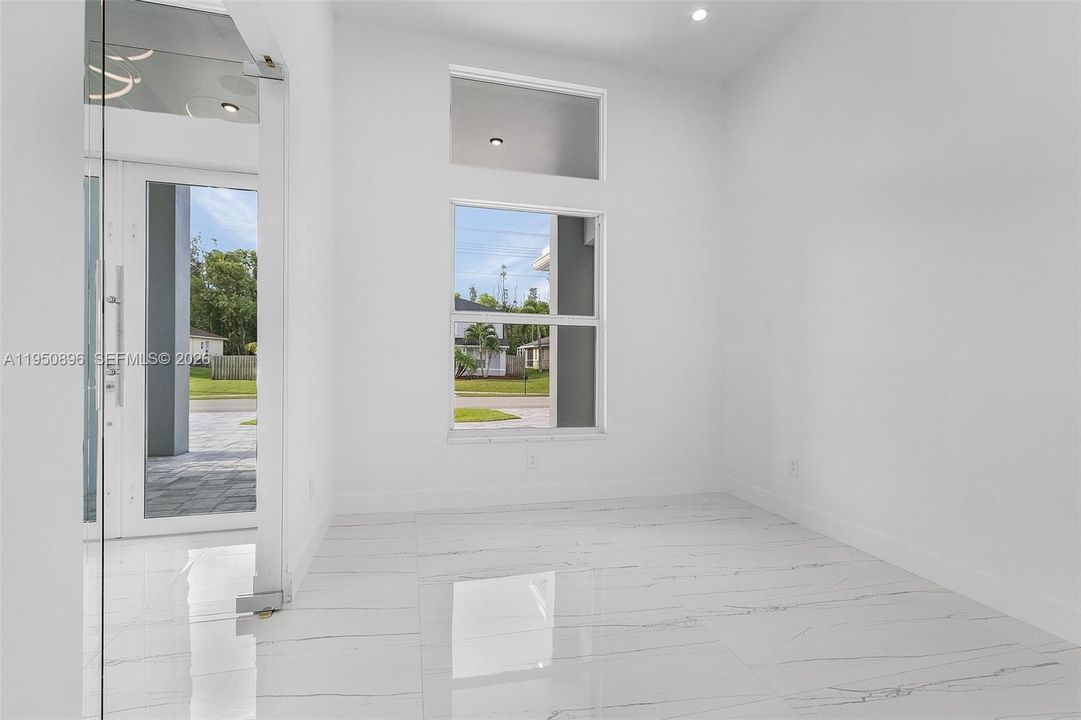 Recently Rented: $4,250 (4 beds, 3 baths, 0 Square Feet)