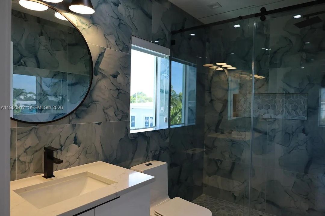 En Venta: $2,220,000 (5 camas, 3 baños, 1276 Pies cuadrados)