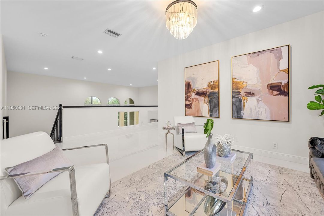 En Venta: $2,099,000 (5 camas, 5 baños, 5007 Pies cuadrados)