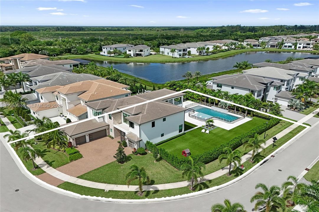На продажу: $5,195,000 (5 спален, 6 ванн, 6175 Квадратных фут)