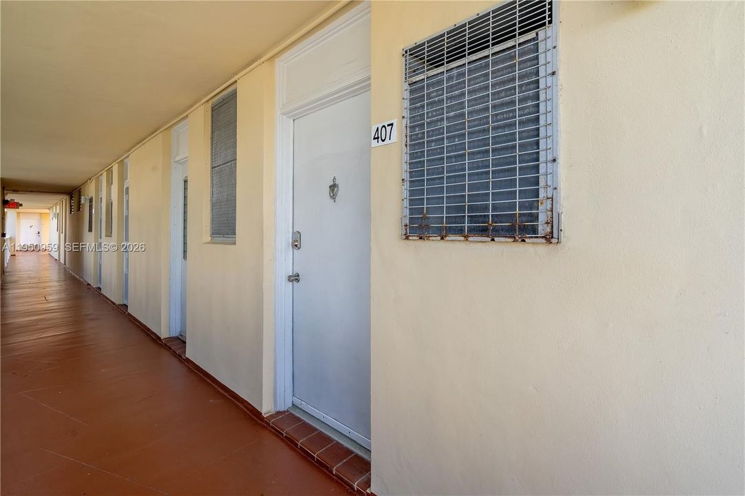 For Sale: $172,900 (1 beds, 1 baths, 0 Square Feet)