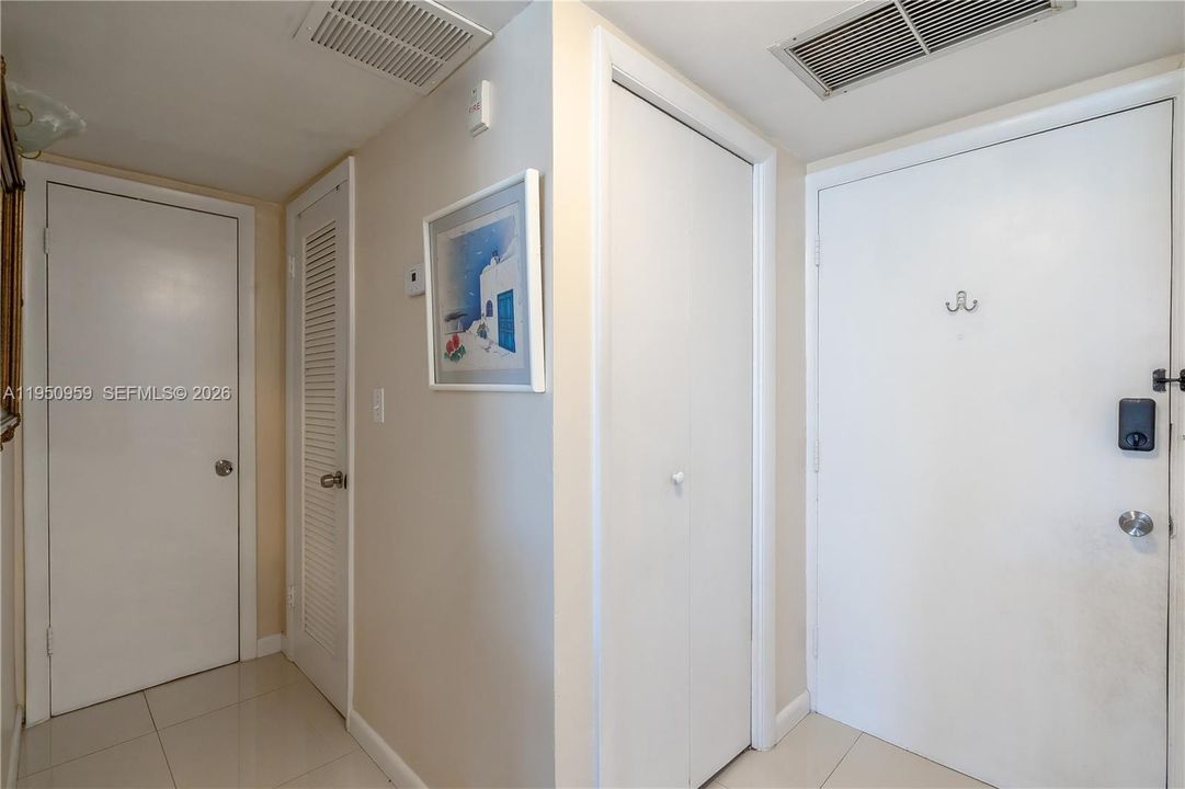 For Sale: $172,900 (1 beds, 1 baths, 0 Square Feet)