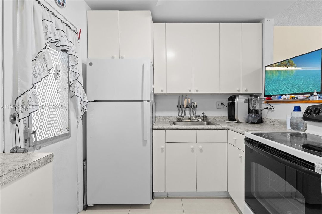 For Sale: $172,900 (1 beds, 1 baths, 0 Square Feet)