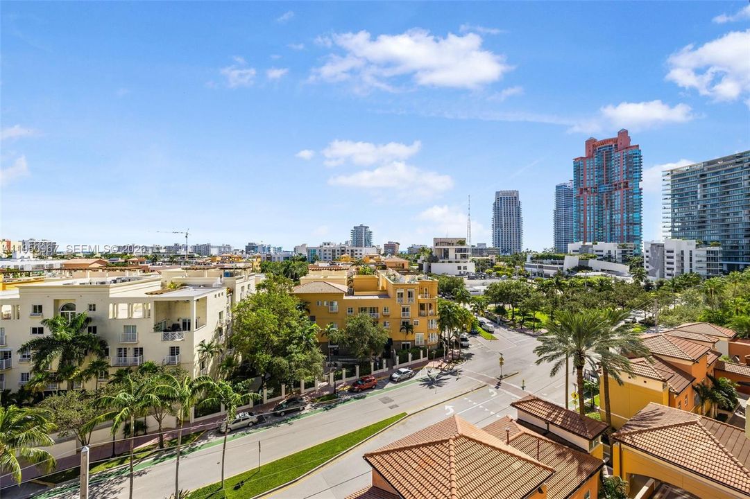 For Sale: $1,200,000 (2 beds, 2 baths, 1130 Square Feet)