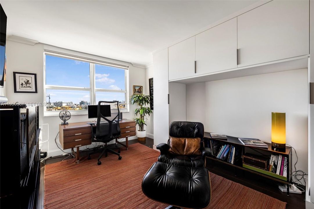 For Sale: $1,200,000 (2 beds, 2 baths, 1130 Square Feet)