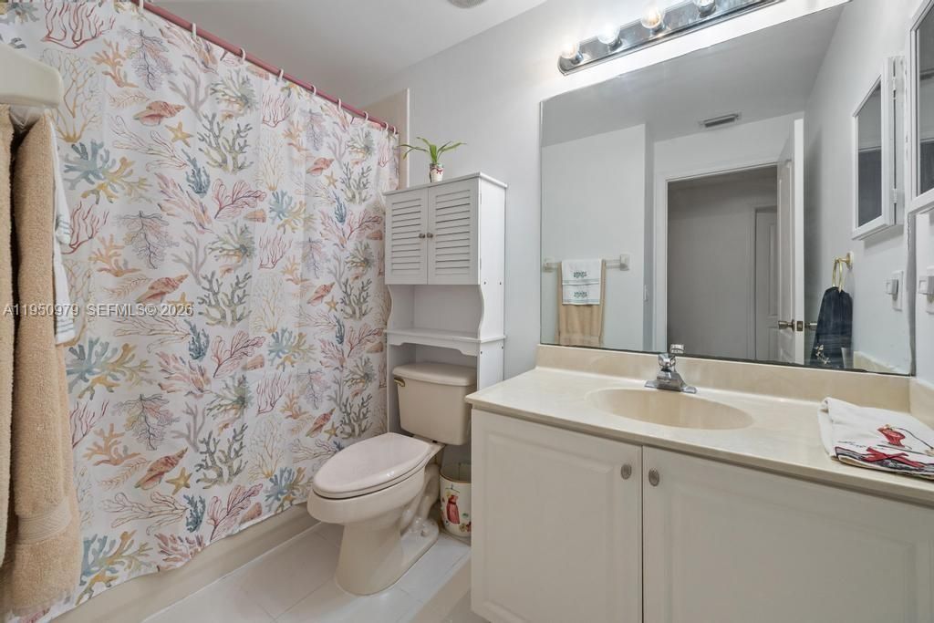 На продажу: $409,999 (3 спален, 2 ванн, 1598 Квадратных фут)