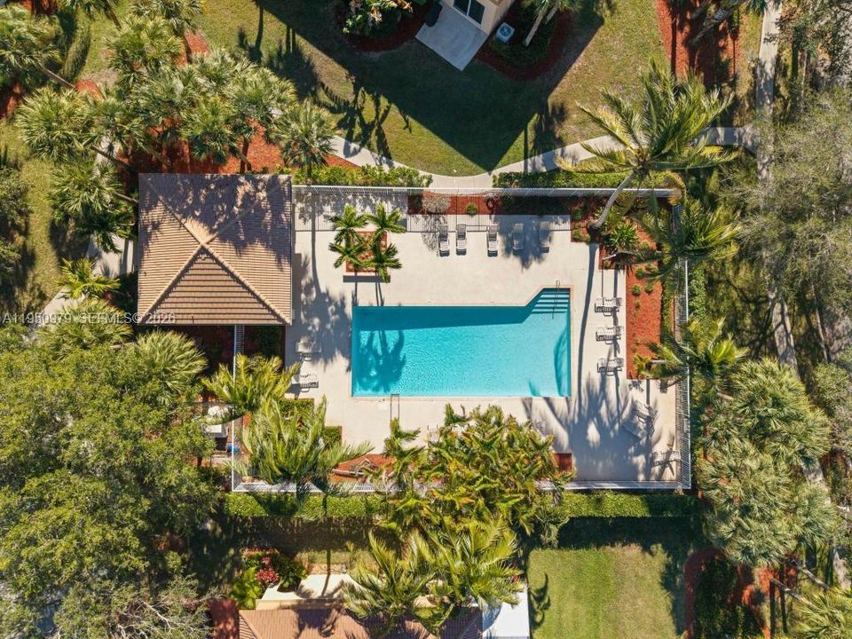 На продажу: $409,999 (3 спален, 2 ванн, 1598 Квадратных фут)