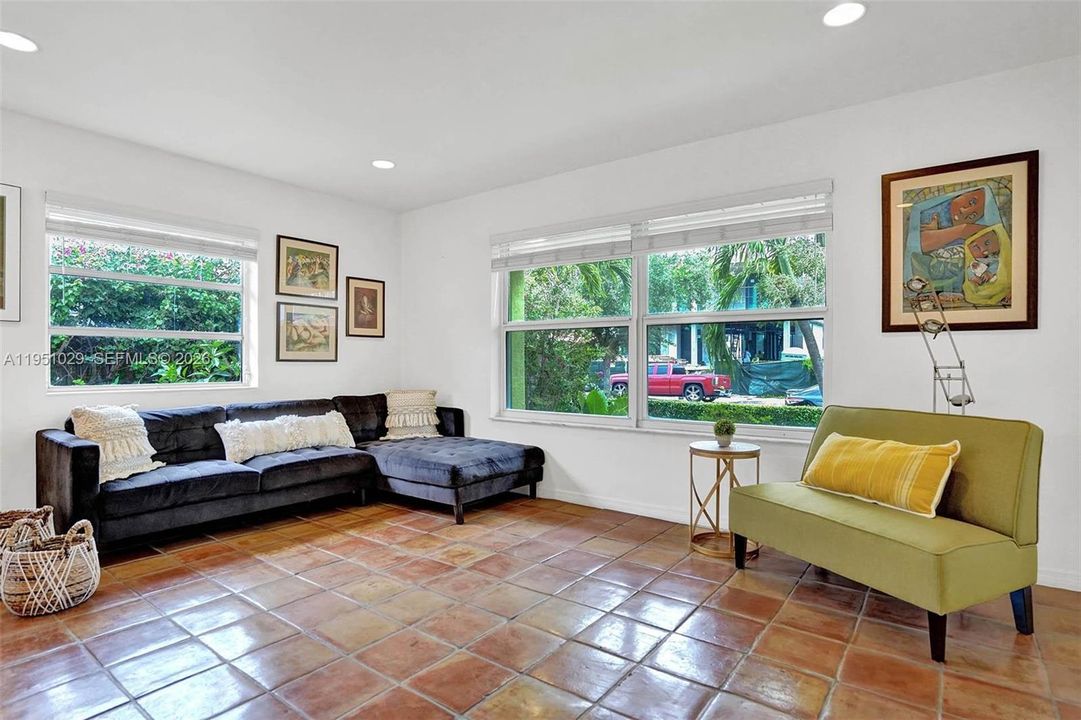 For Sale: $1,350,000 (4 beds, 3 baths, 1663 Square Feet)