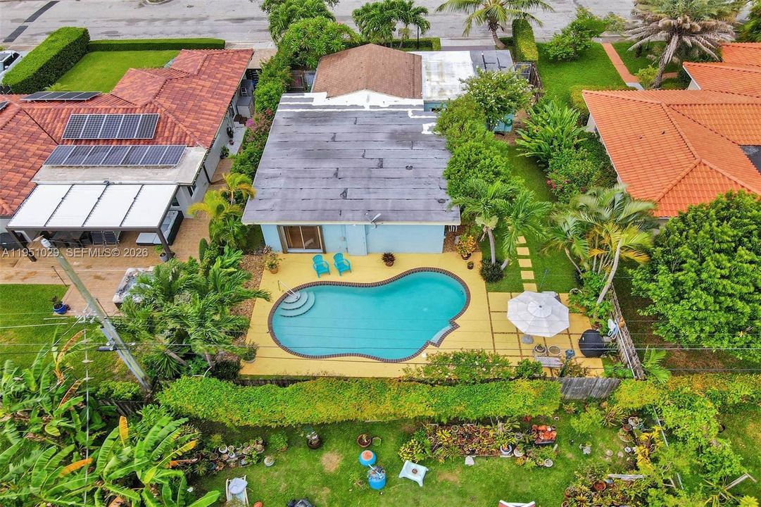 For Sale: $1,350,000 (4 beds, 3 baths, 1663 Square Feet)