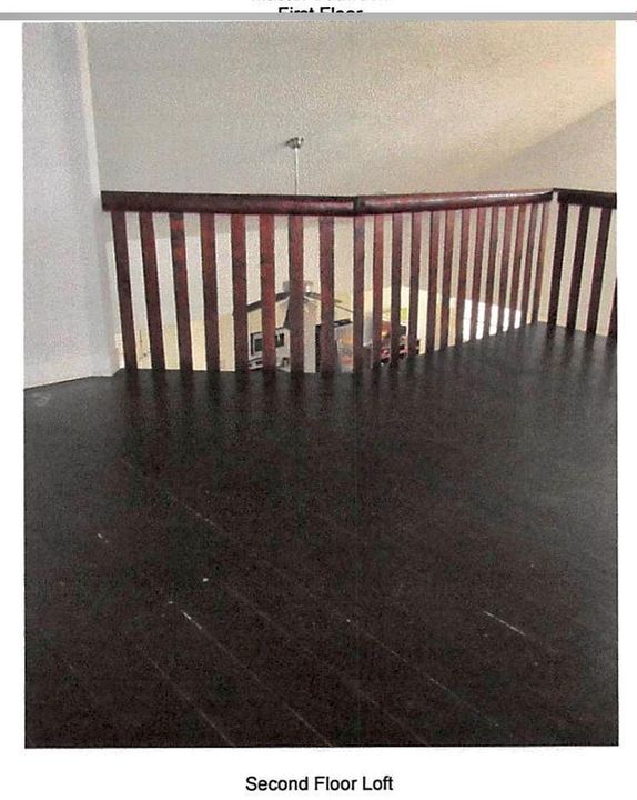 Upstairs Loft Area