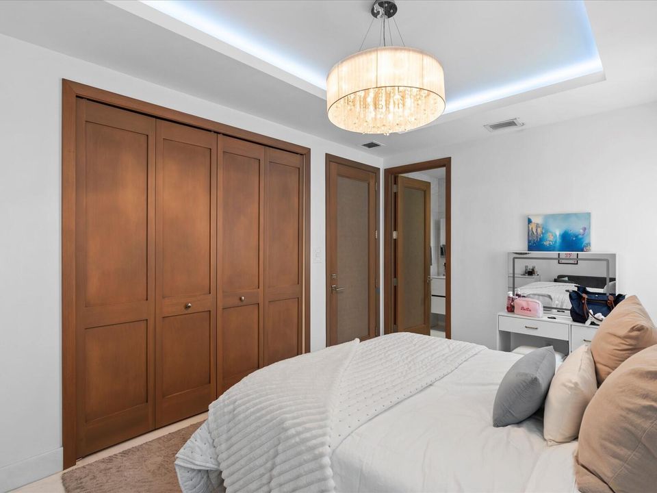 84-Bedroom