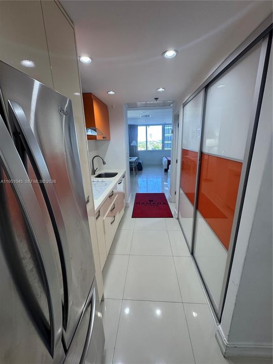 For Sale: $119,000 (0 beds, 1 baths, 410 Square Feet)