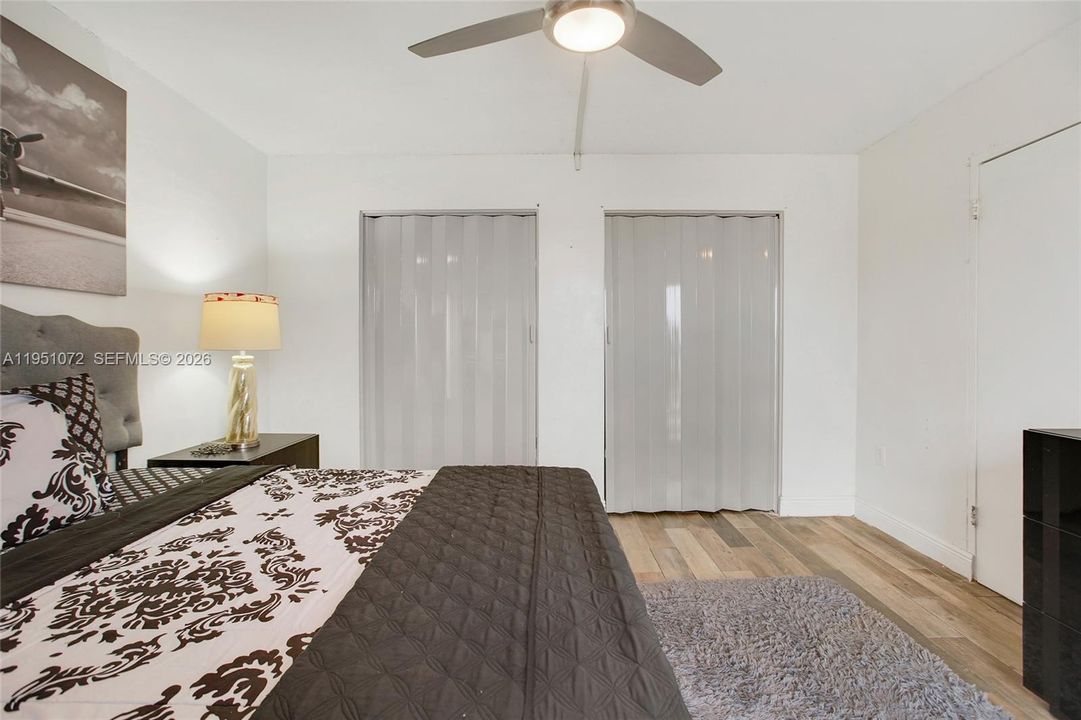 For Sale: $207,000 (1 beds, 1 baths, 588 Square Feet)
