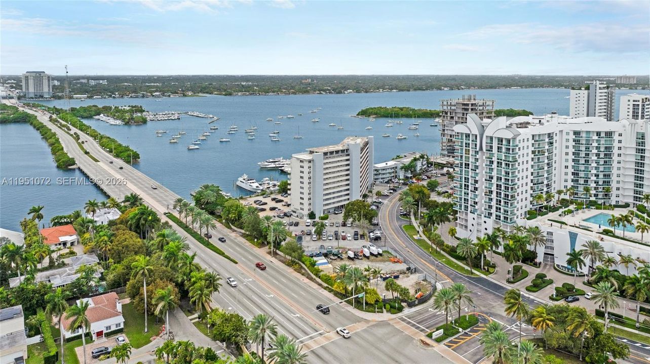 For Sale: $207,000 (1 beds, 1 baths, 588 Square Feet)