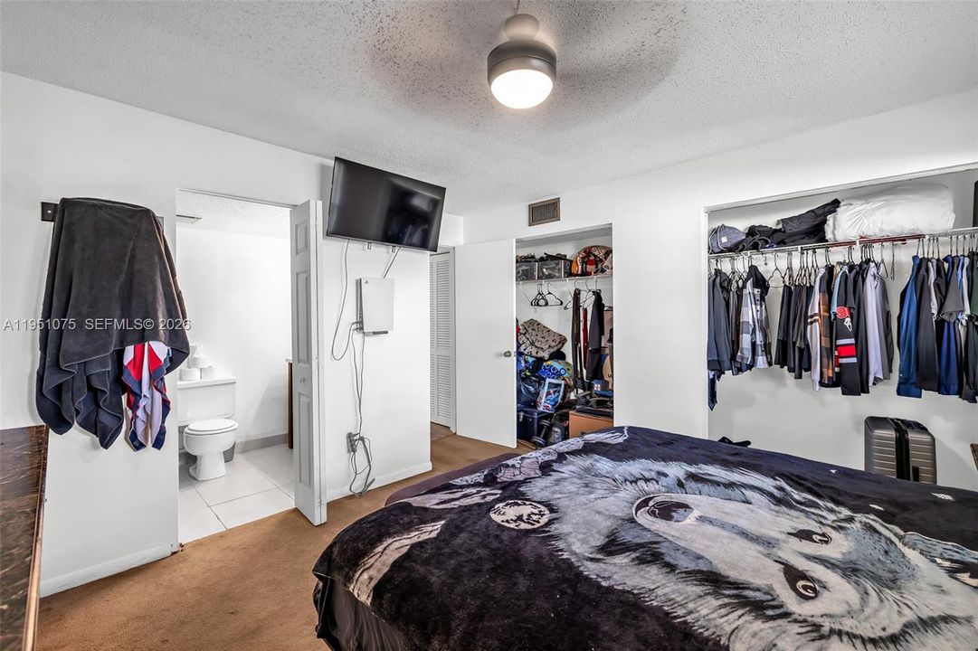 En Venta: $189,000 (2 camas, 2 baños, 1030 Pies cuadrados)