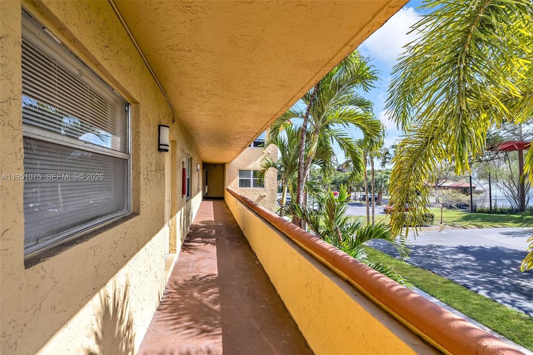 En Venta: $189,000 (2 camas, 2 baños, 1030 Pies cuadrados)