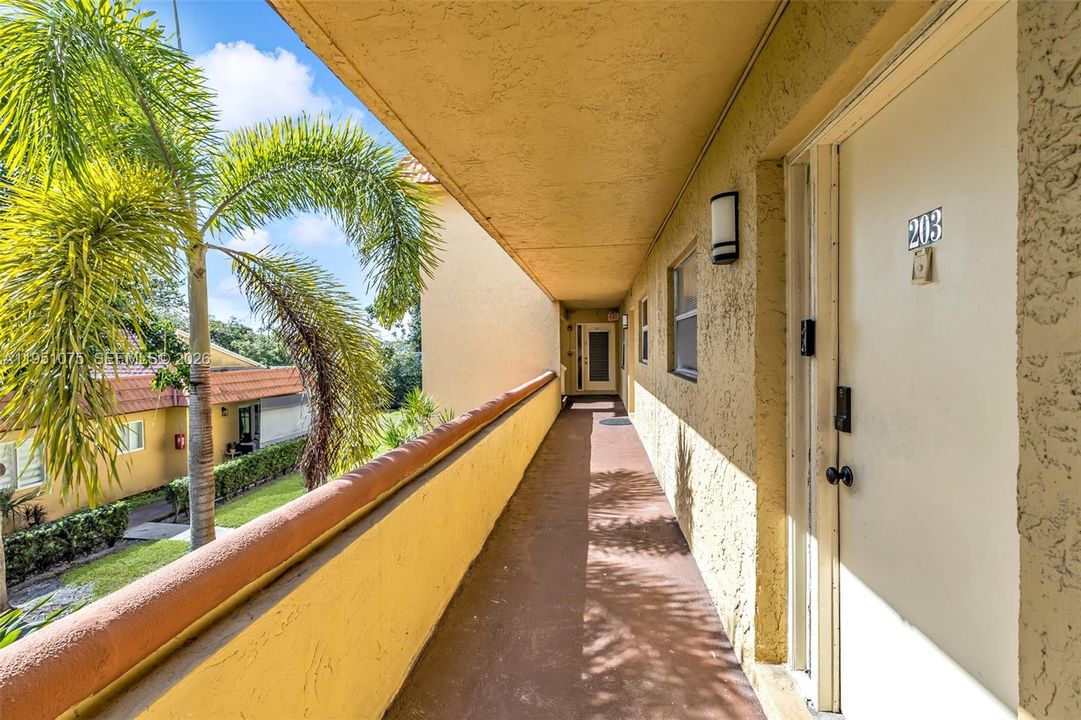 En Venta: $189,000 (2 camas, 2 baños, 1030 Pies cuadrados)