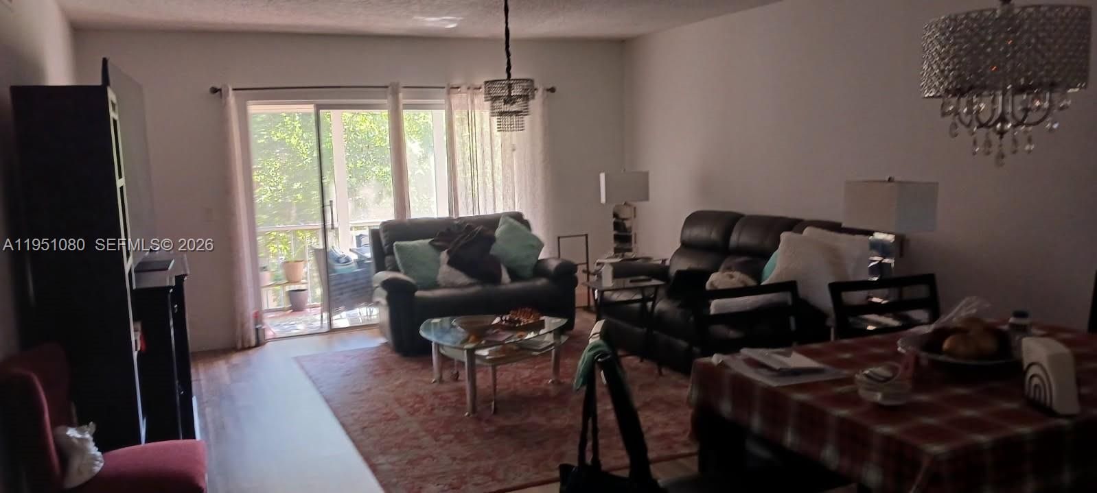 En Venta: $179,000 (2 camas, 2 baños, 1242 Pies cuadrados)