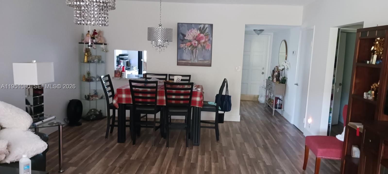 En Venta: $179,000 (2 camas, 2 baños, 1242 Pies cuadrados)