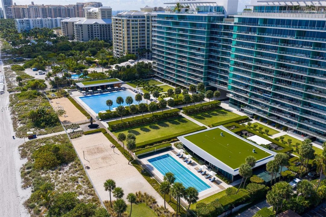En Venta: $3,750,000 (2 camas, 3 baños, 1830 Pies cuadrados)