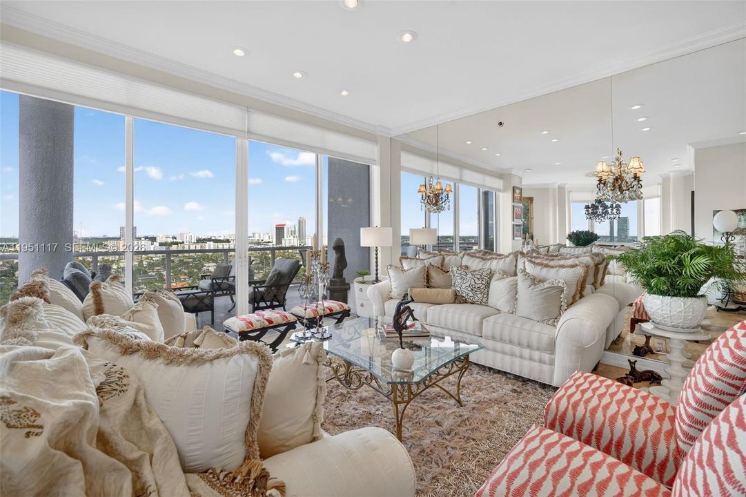 На продажу: $815,000 (3 спален, 2 ванн, 1820 Квадратных фут)