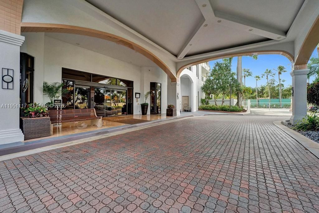 На продажу: $815,000 (3 спален, 2 ванн, 1820 Квадратных фут)