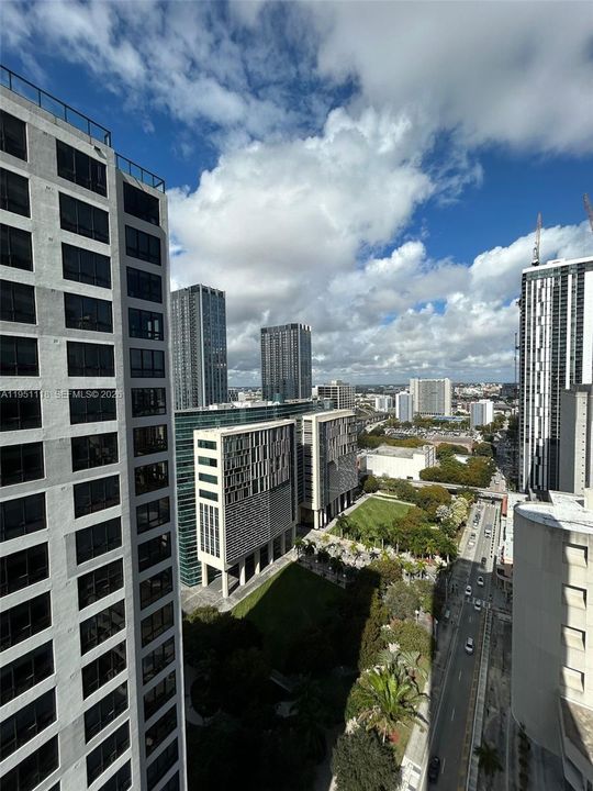 Под контрактом: $2,500 (0 спален, 1 ванн, 458 Квадратных фут)