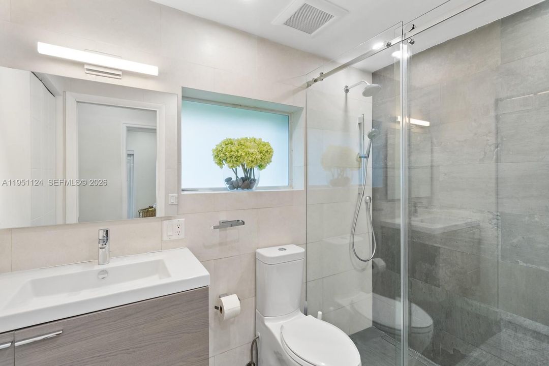 For Sale: $3,250,000 (5 beds, 4 baths, 2959 Square Feet)