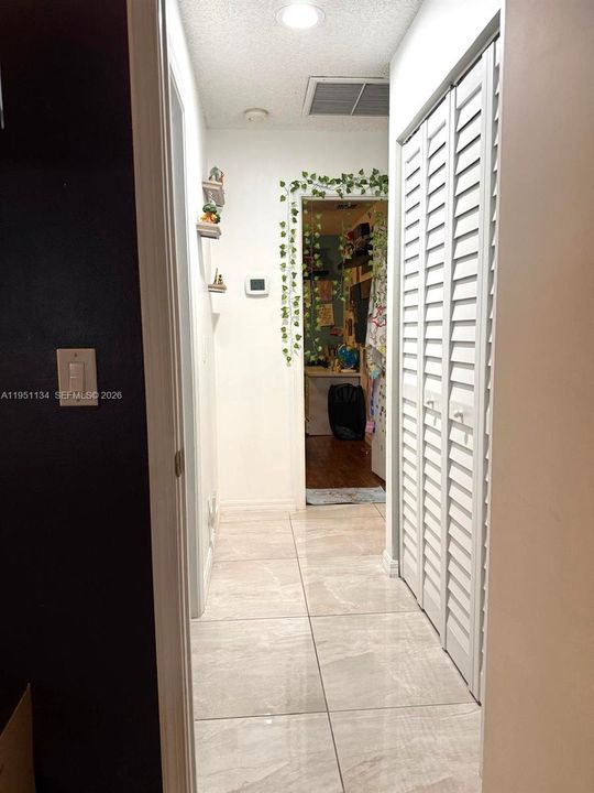 Active With Contract: $635,000 (3 beds, 2 baths, 1420 Square Feet)
