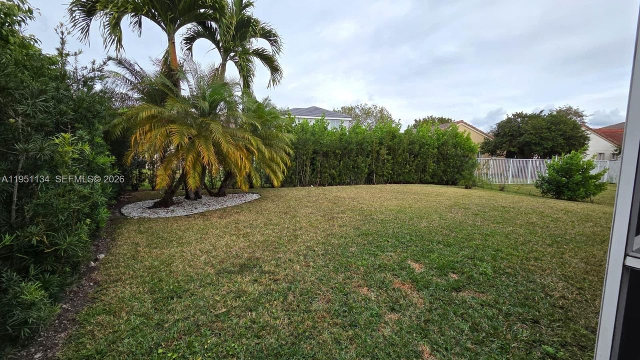 Active With Contract: $635,000 (3 beds, 2 baths, 1420 Square Feet)