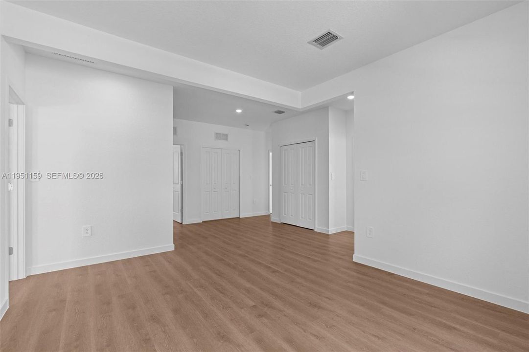 En Venta: $799,000 (5 camas, 4 baños, 2971 Pies cuadrados)