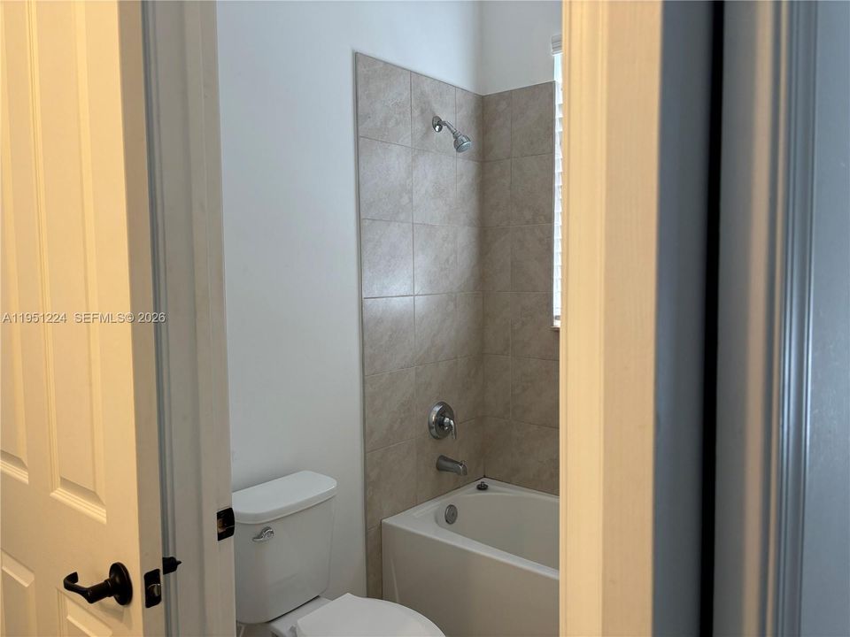 En Renta: $3,250 (4 camas, 3 baños, 0 Pies cuadrados)